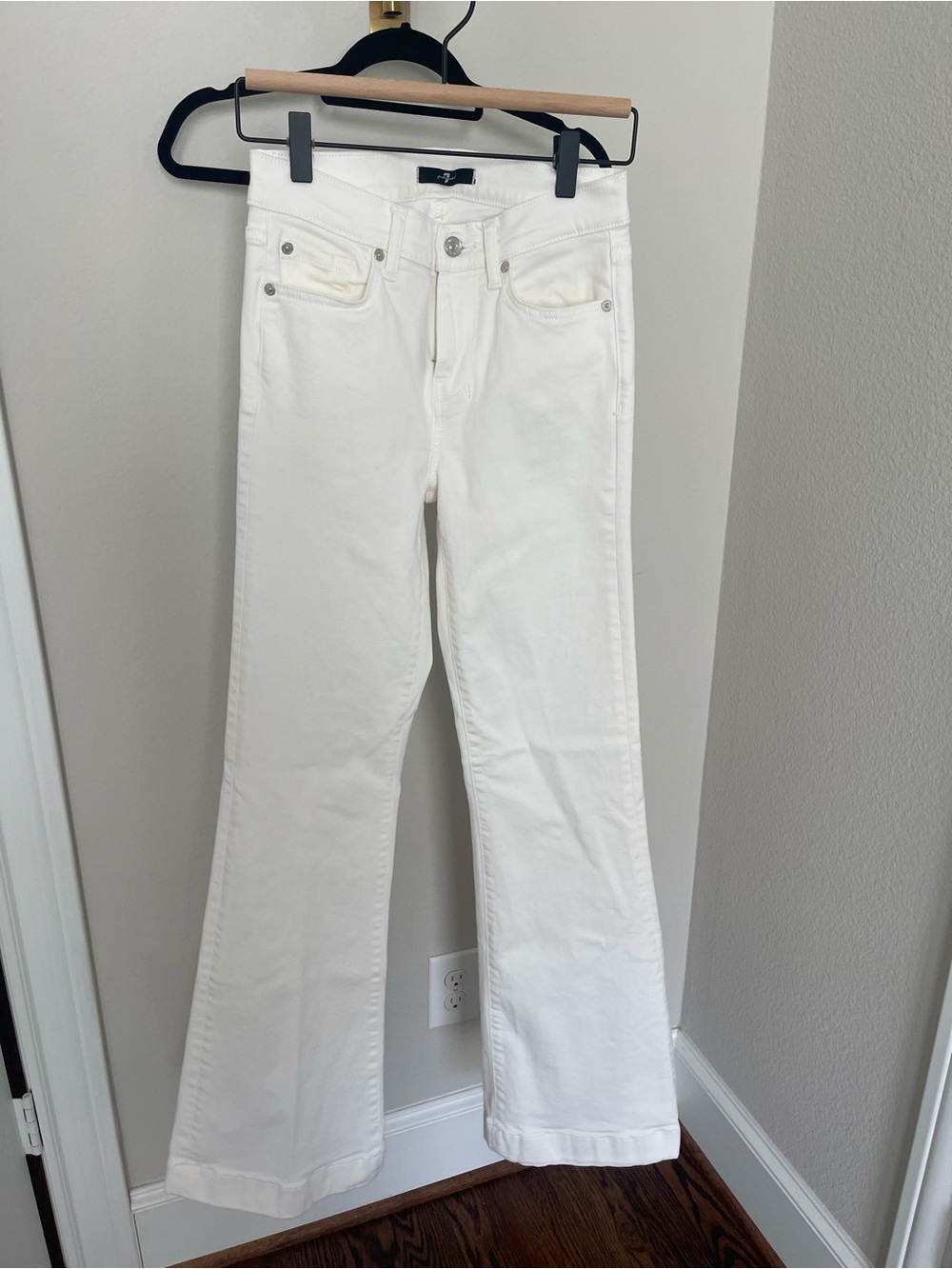Women's White Wide-Leg Jeans